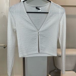 H&M white long sleeve button top